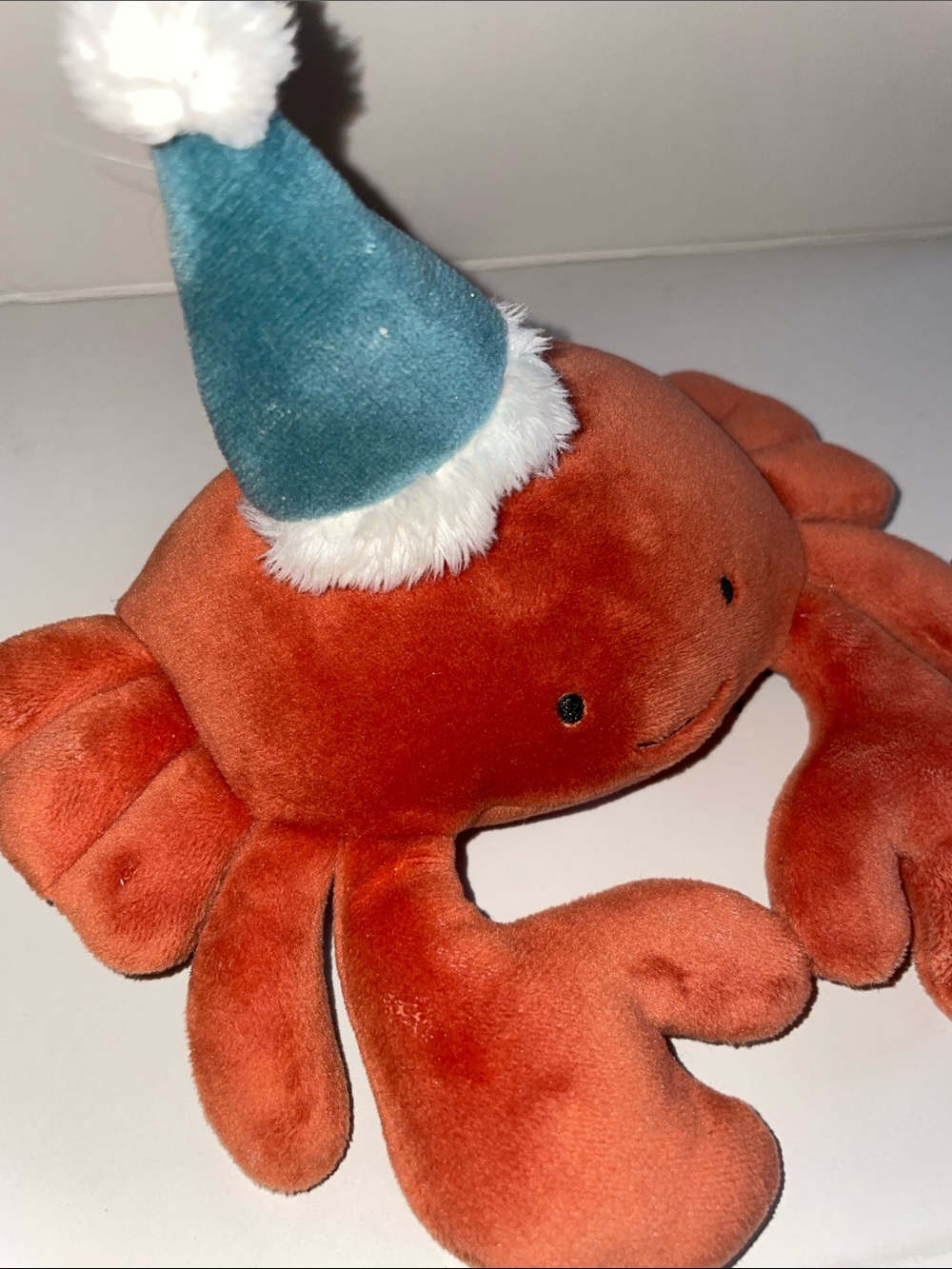 Crustacean celebration Jellycat Jelly cat London Crab Toy Party Hat Rare Sea - Picture 4 of 4